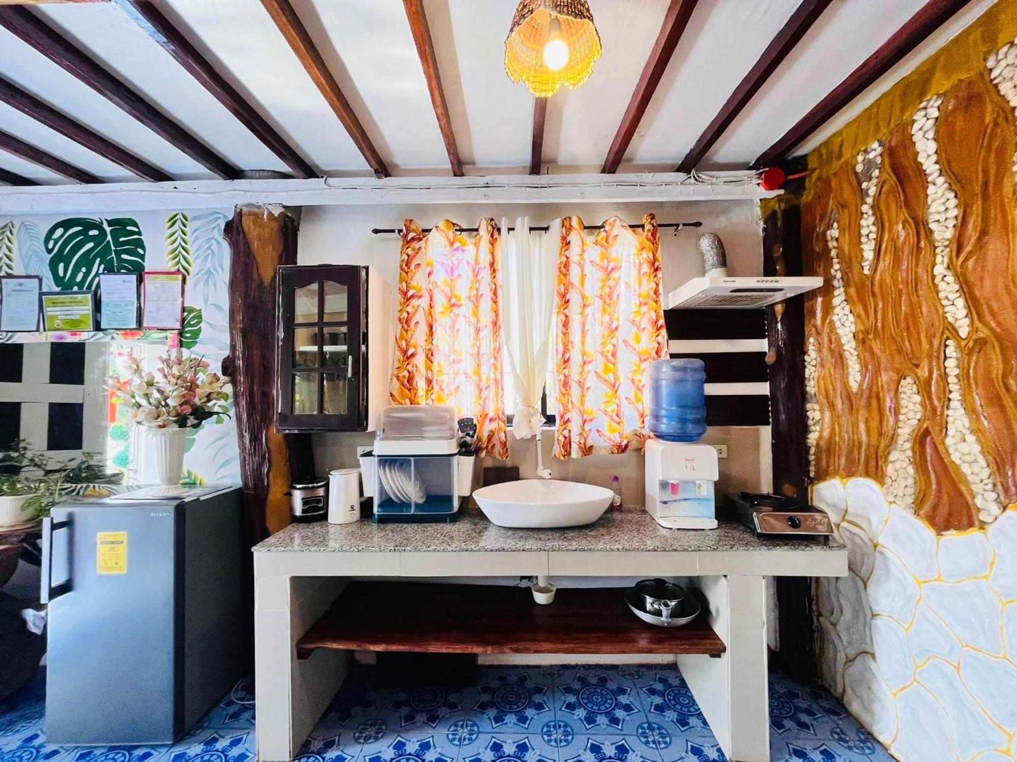 Precious Homestay-Family Room Burgos  Экстерьер фото